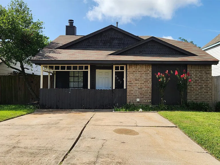 19907 Stoney Haven Dr — Photo 1