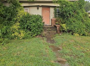 1926 S Red Bank Rd, Evansville, IN 47712