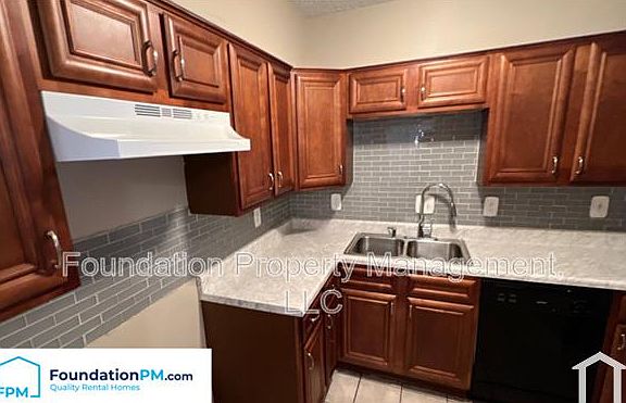 4th image of 3822 High Bridge Ct #46