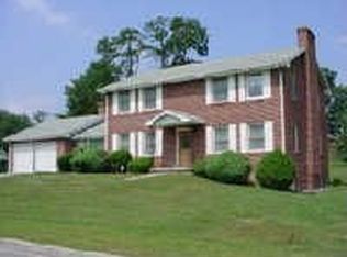 1601 Holyfield Dr, Pulaski, VA 24301