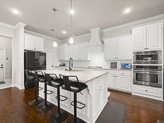 5th image of 59660 Thomas Ross Dr
