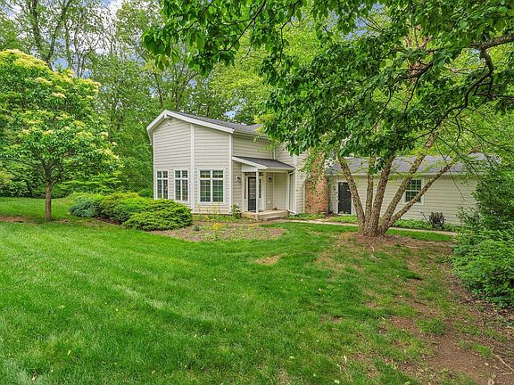 4th image of 80 Mulberry Ct