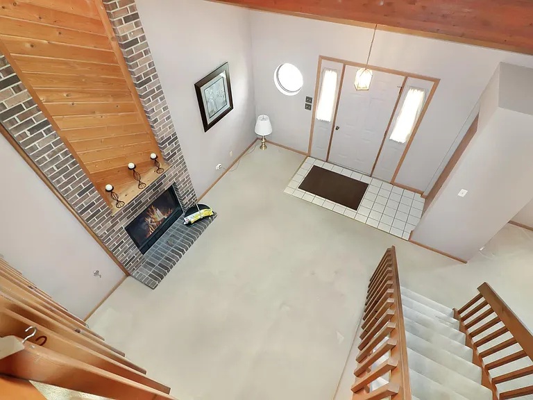 9236 Whitehall Ln — Photo 12