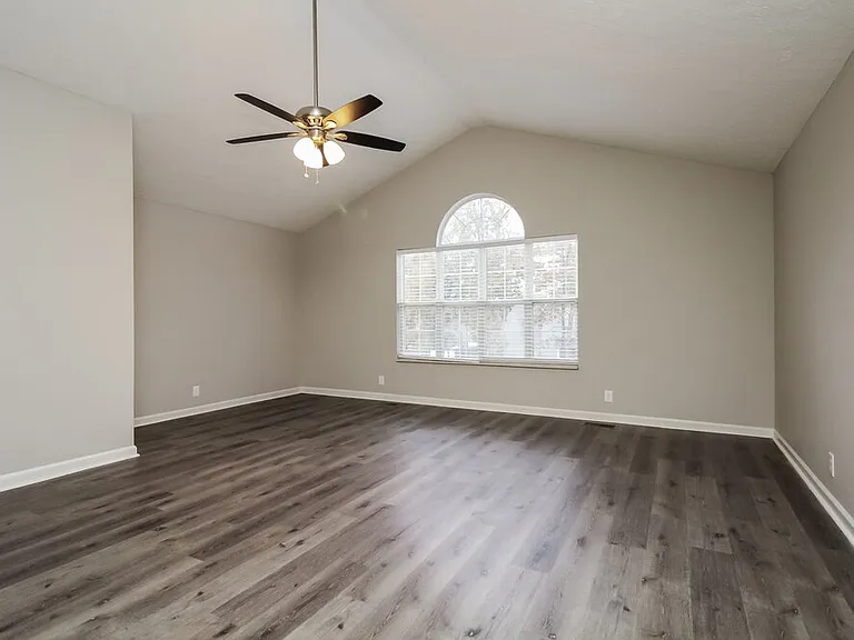 116 Yocum Dr — Photo 9