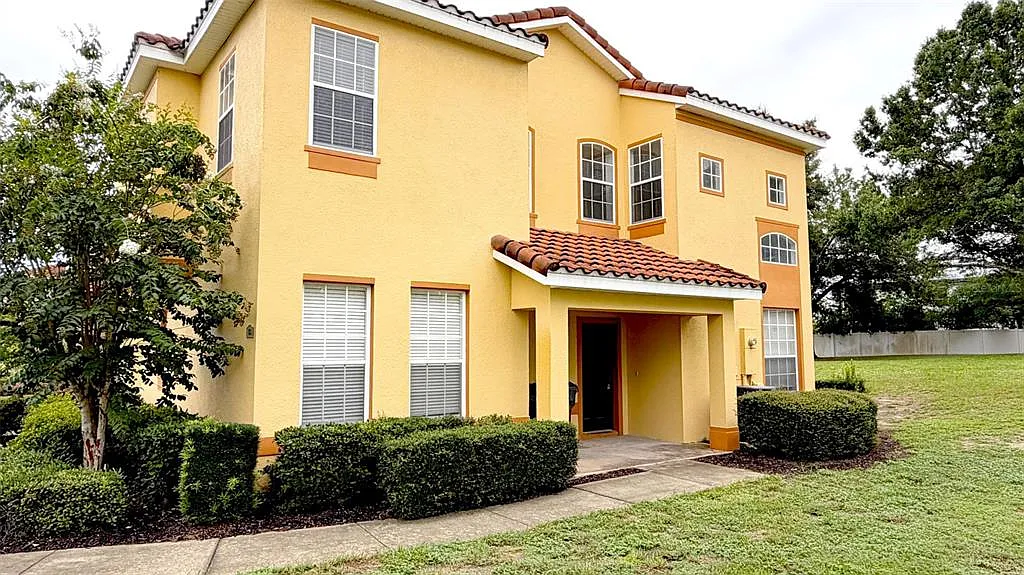 4 bed, 3.5 bath, 1730 sqft, $2,000 — Photo 1