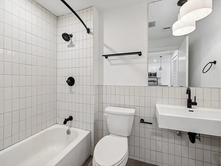 Bickhams Lane Flats — Photo 13