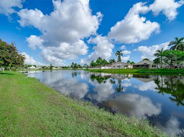 5032 SW 34th Ter, Fort Lauderdale, FL 33312