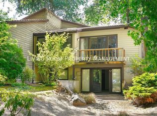7566 SW Cresmoor Dr, Beaverton, OR 97008