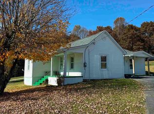 1295 Canning Factory Rd SW, Floyd, VA 24091