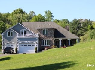 1461 Bunker Hill Rd, Watertown, CT 06795