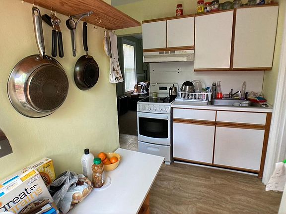 5th image of 90 Preston St Floor 1