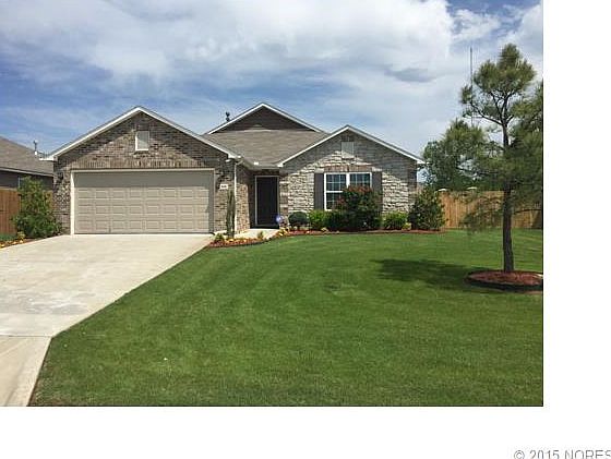 1st image of 25194 E 91st Ct S