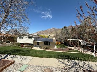 3575 E Macintosh Ln, Cottonwood Heights, UT 84121