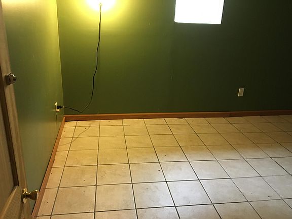 2nd image of 2301 S 5th St