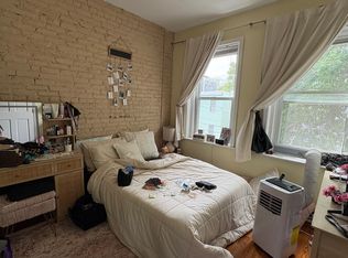 146 Everett St APT 3, Boston, MA 02128