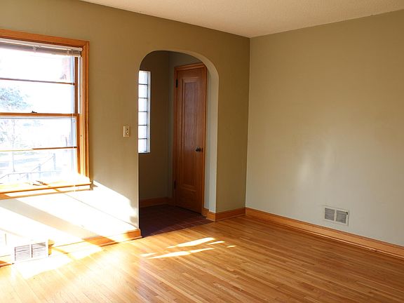 Oak floors refinished in 2020