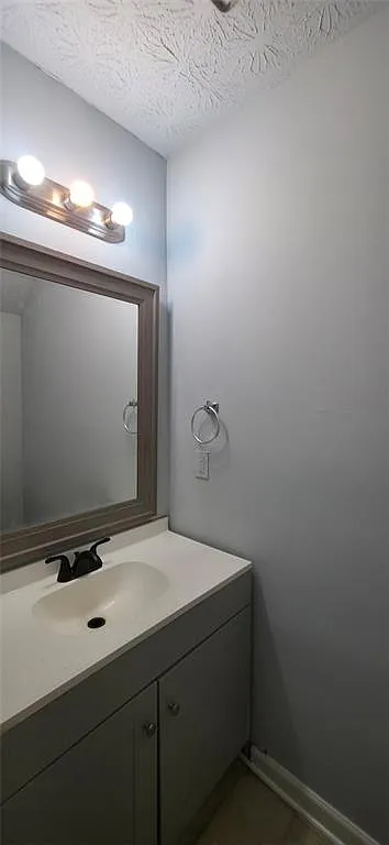 2 bed, 2.5 bath, 1292 sqft, $1,499 — Photo 4