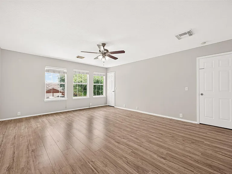 15007 Sugar Sands Dr — Photo 41