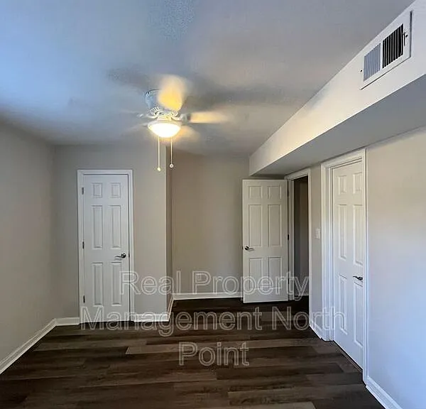 3434 Palace Ct — Photo 35