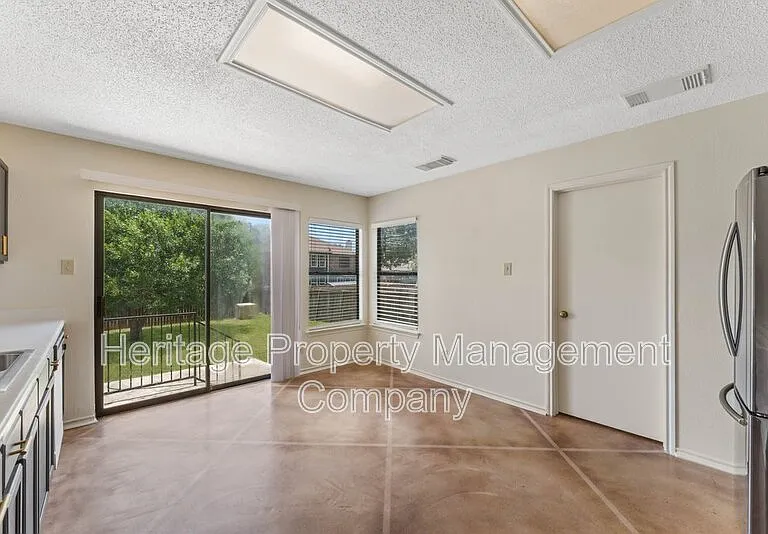 8038 Cantura Mls — Photo 13