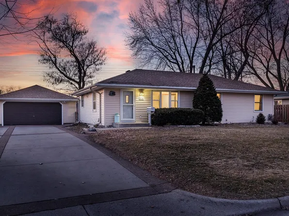 9416 Columbus Ave S, Bloomington, MN 55420