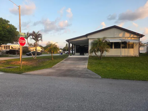 7107 SE Seahawk Street, Hobe Sound, FL 33455