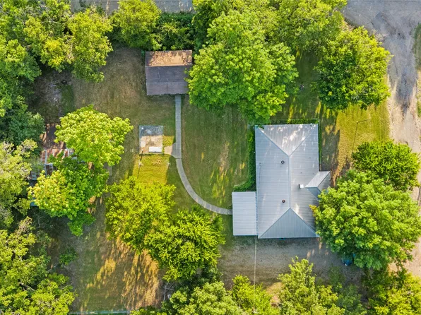 720 E Marshall Ave, Cooper, TX 75432