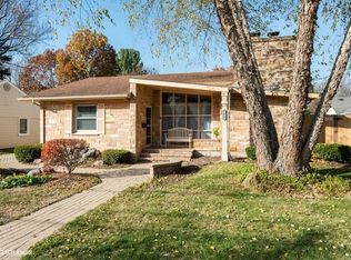 1010 Oakley Ave, Elgin, IL 60123