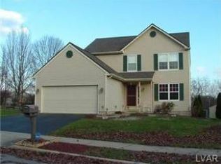 3225 Clear Stream Dr, Whitehall, PA 18052
