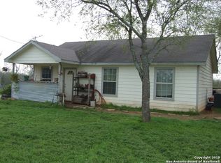 580 W County Road 674, Natalia, TX 78059