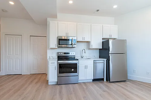 8 Water St Photo 1