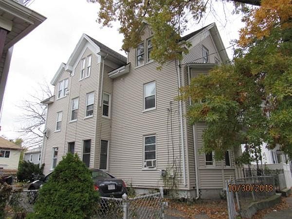 2nd image of 94 Kirtland St