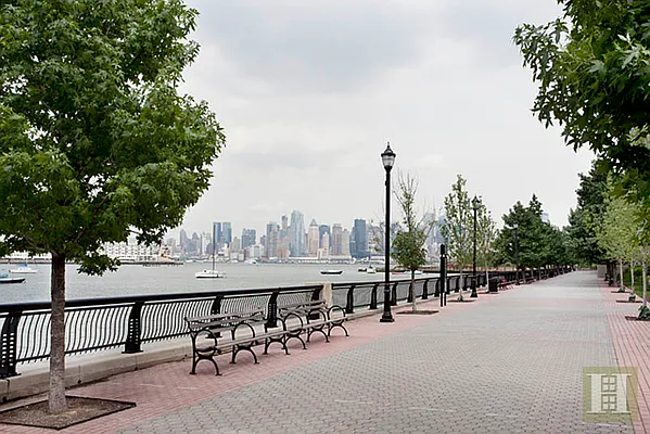 Sold by Halstead Property | media 9