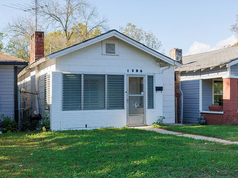 1306 Avenue R — Photo 4