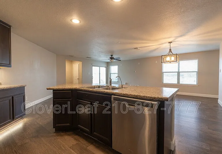 2008 Brandywine Dr — Photo 13