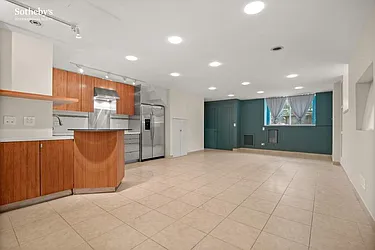 Rented by Sotheby's International Realty