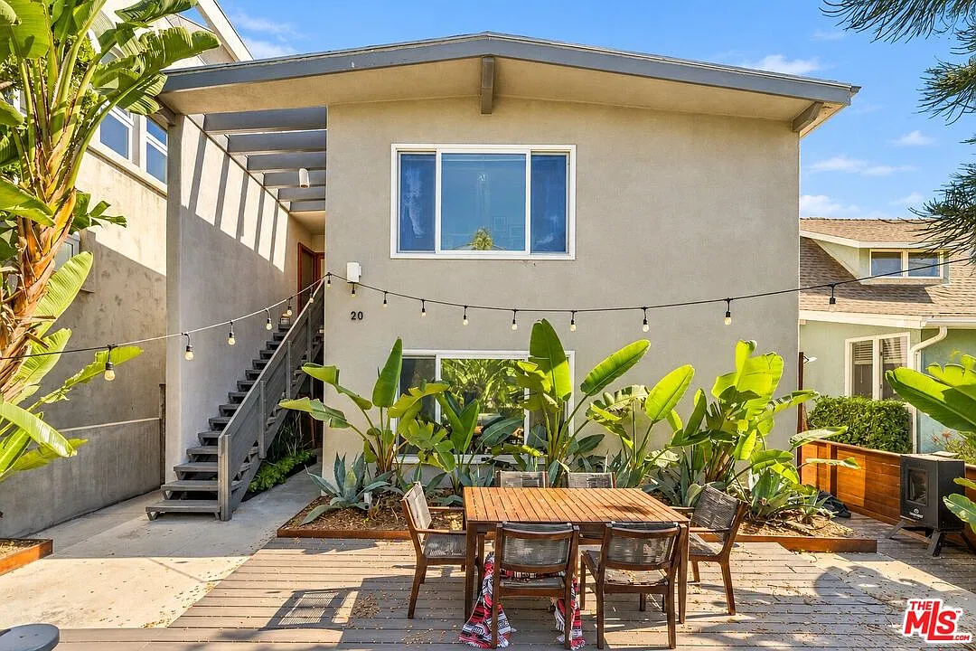 2 bed, 1.0 bath, 850 sqft, $4,775 — Photo 1