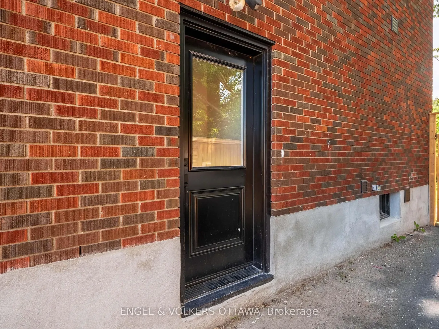1 bed, $1,600 — Photo 3