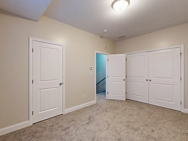 60 Holworthy St #6 — Photo 10