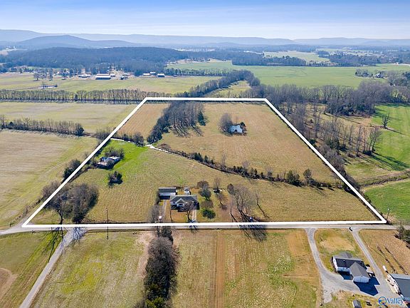 2nd image of 336 Martin Childers Rd
