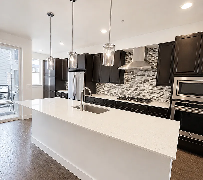 514 Promenade Dr