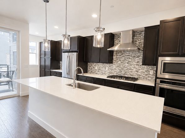 514 Promenade Dr