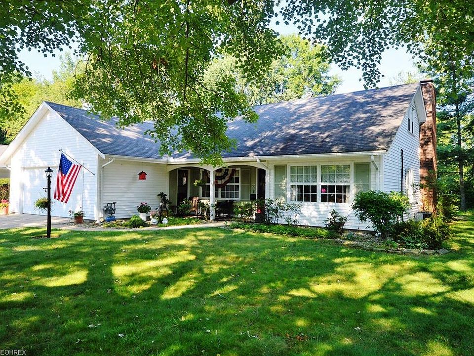 1st image of 183 Tamarack Dr