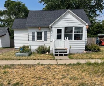 2134 8th Street, Eau Claire, WI, 54703