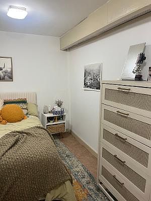 5th image of 302 W 105th St APT D