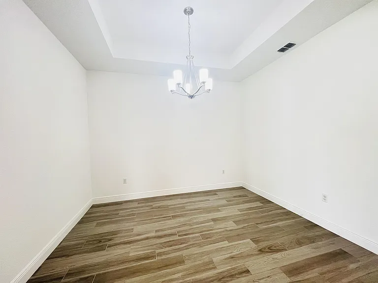 1225 Bristol Oaks Way — Photo 5