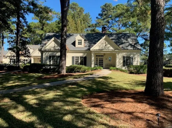 6 Cottage Ct, Hilton Head Island, SC 29928