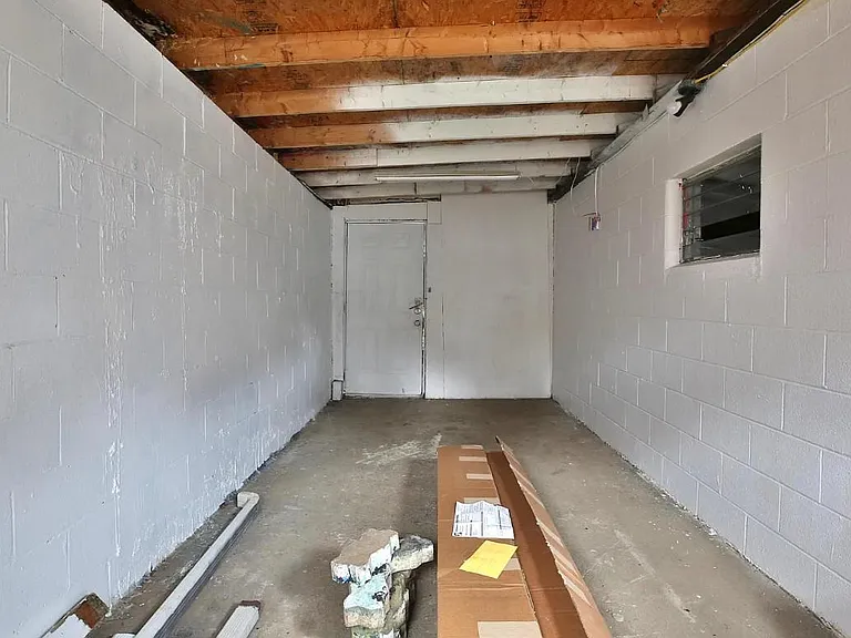 335 E Moler St — Photo 37