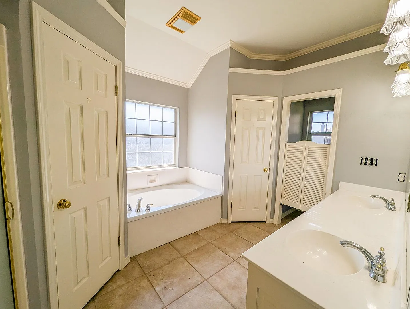 Northgate Village 3 bed/2 bath — Photo 3