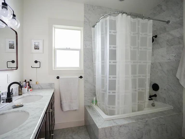863 Haight St — Photo 4